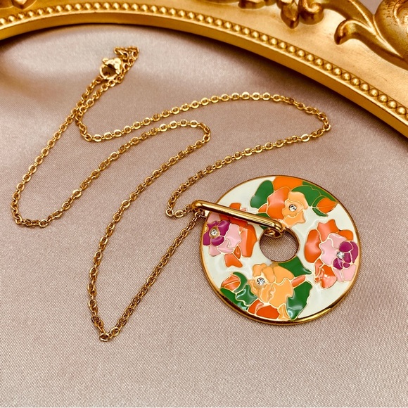 18K Gold Titanium Steel Enamel Bloom Irish Garden Medallion Necklace - Picture 2 of 6